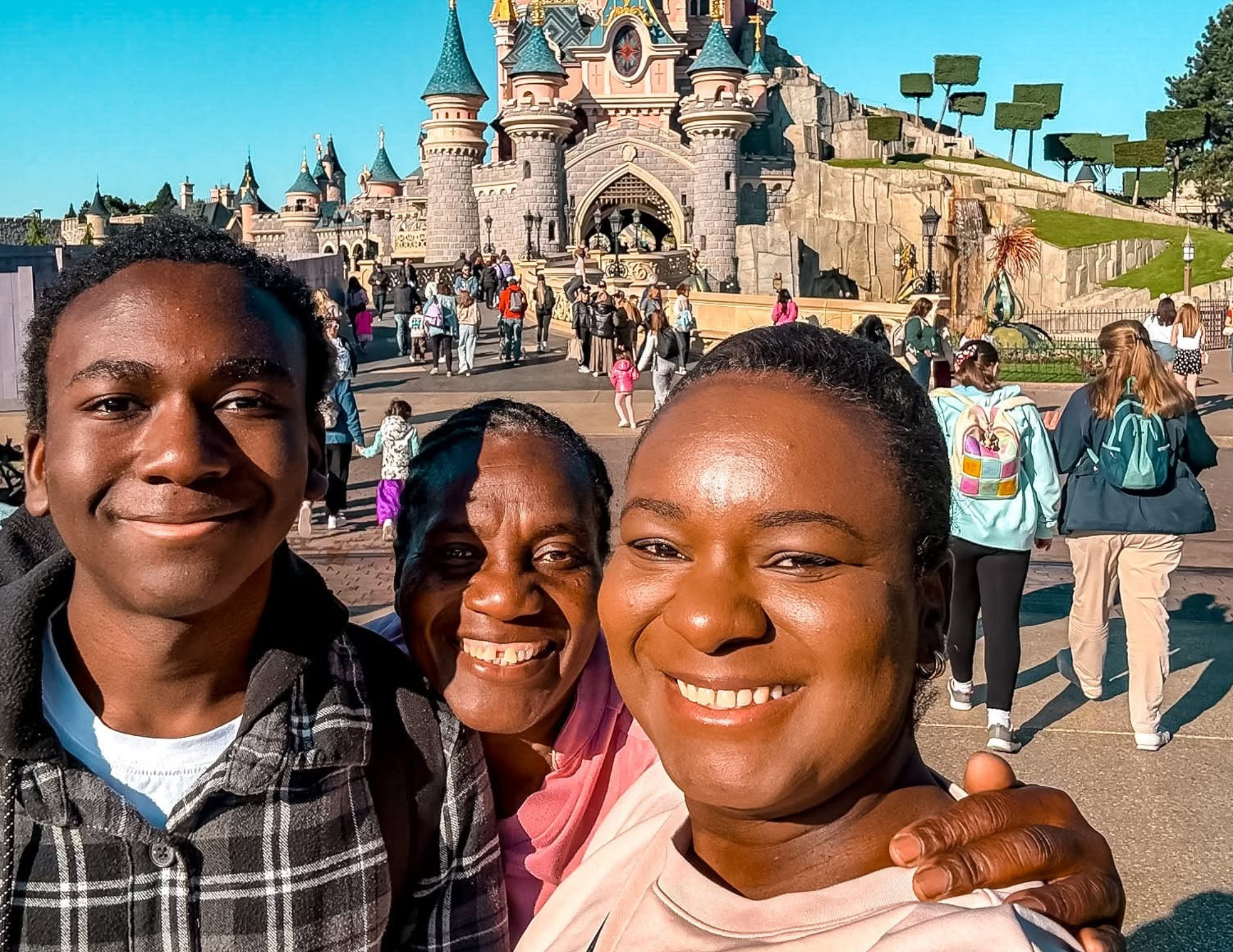 Disneyland Paris Guide (8).png